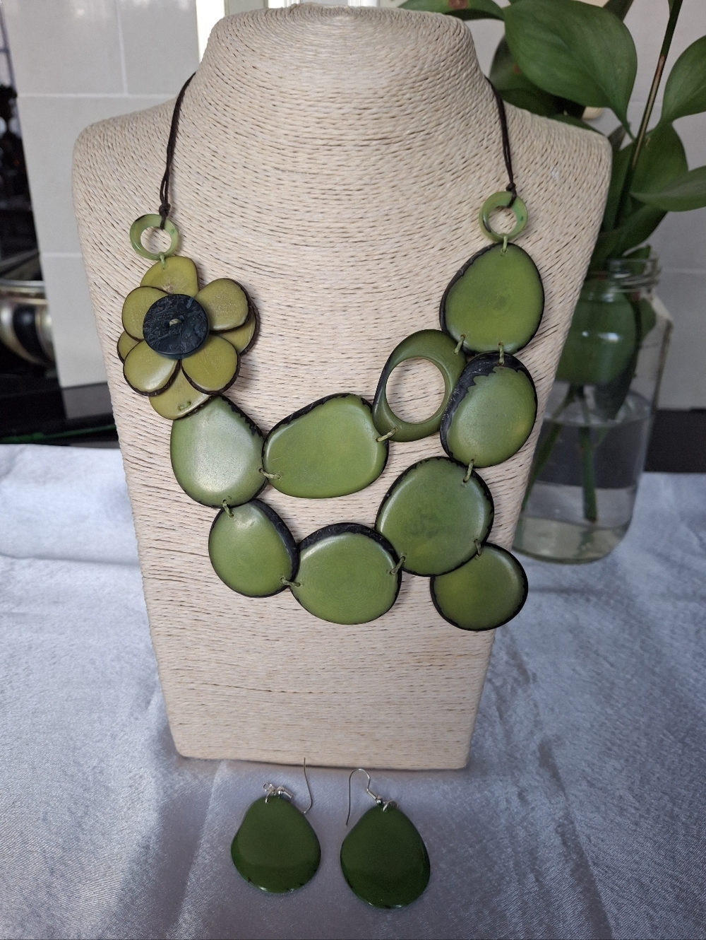 Organic TAGUA NUT 2 STRAND Necklace Set , Green, EARRINGS